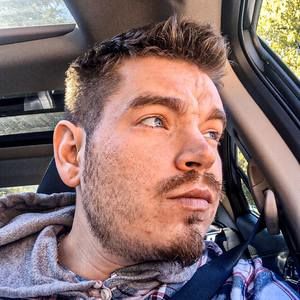 Meet your Posher, Max